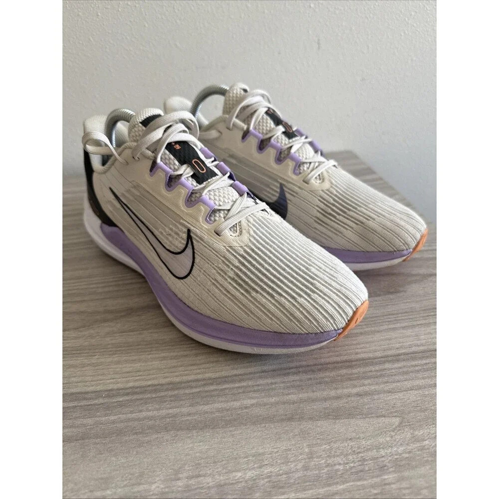 Nike Women’s Air Winflo 9 ‘Light Orewood Brown’ DD8686-103 Shoes Women’s Size 9‎